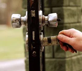 Town Center Locksmith Shop Denver, CO 303-729-3997 - 13-Re-Key-Locks